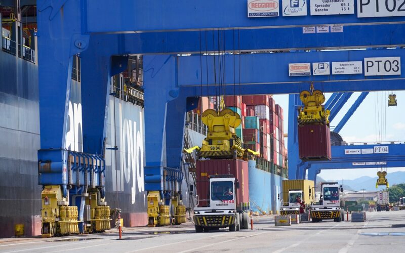 Exportações de Santa Catarina crescem 6,5% até maio