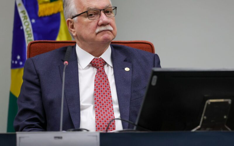 Fachin inicia voto sobre responsabilização de redes; placar está 7 a 1