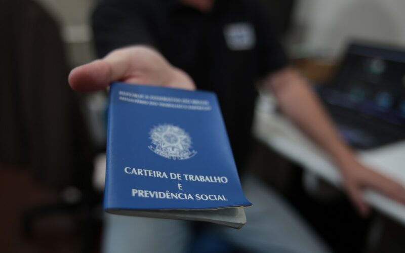 Feirão de emprego em Joinville oferece mais de 100 vagas 