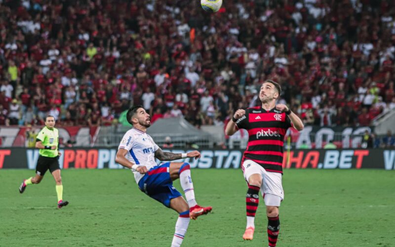 Fla enfrenta Fortaleza mirando ponta da classificação do Brasileiro