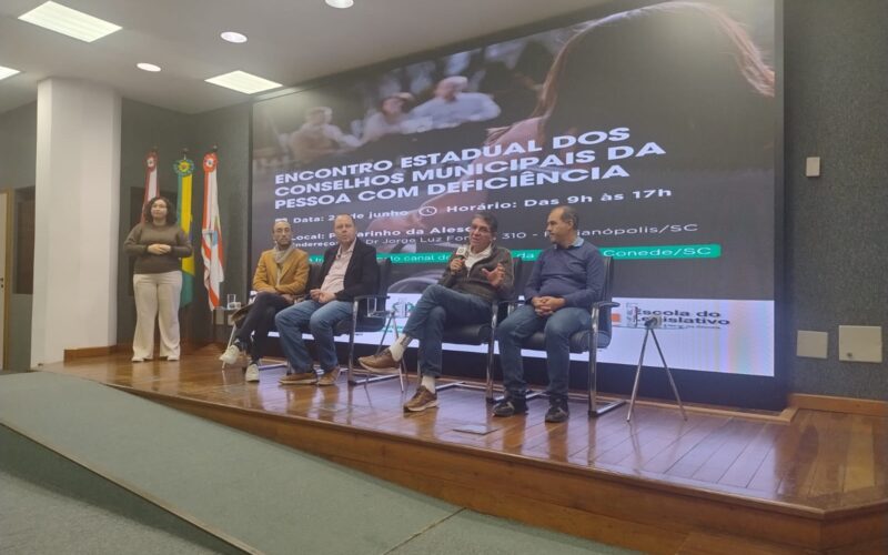 Florianópolis sedia Encontro Estadual dos Conselhos Municipais da Pessoa com Deficiência