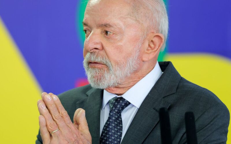 Fraudes no INSS: Lula diz que regras afrouxaram no governo passado