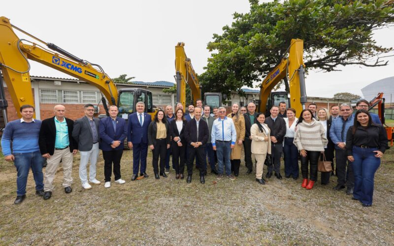 Governo do Estado entrega novos equipamentos para fortalecer a agricultura nos municípios