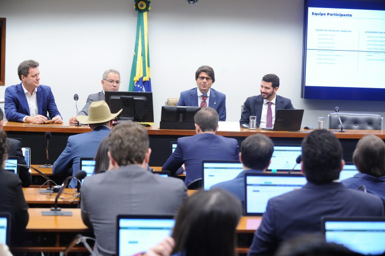 Grupo de trabalho define calendário para entregar sugestões de reforma administrativa até 14 de julho – Notícias
