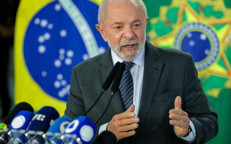 Lula confirma discussão de alternativas para a alta do IOF