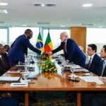 Lula e presidente do Benin discutem agricultura e conexão aérea