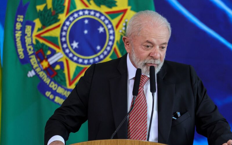 Lula reafirma que guerra em Gaza é genocídio e que judeus são contra