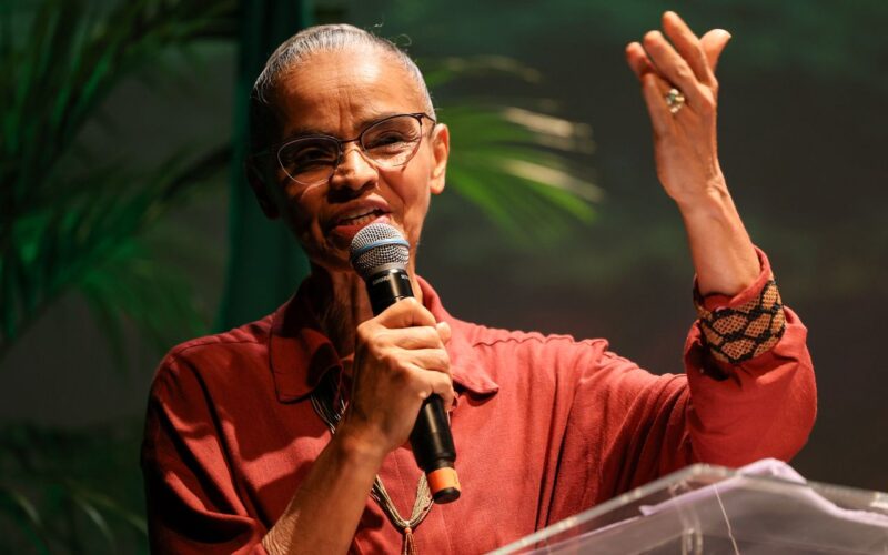 Marina Silva alerta para "golpe mortal" em normas sobre licenciamento