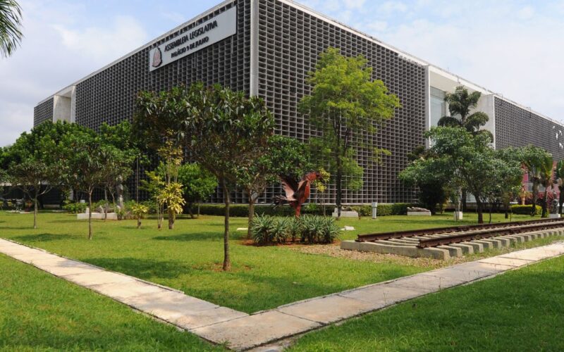 Ministério Público apura ameaças direcionadas a deputadas de São Paulo