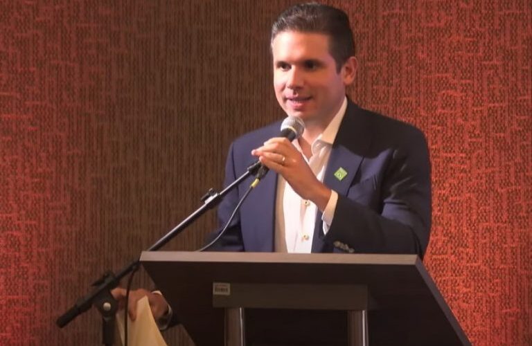 Motta reafirma compromisso da Câmara em aprovar propostas para reduzir custo Brasil - Notícias