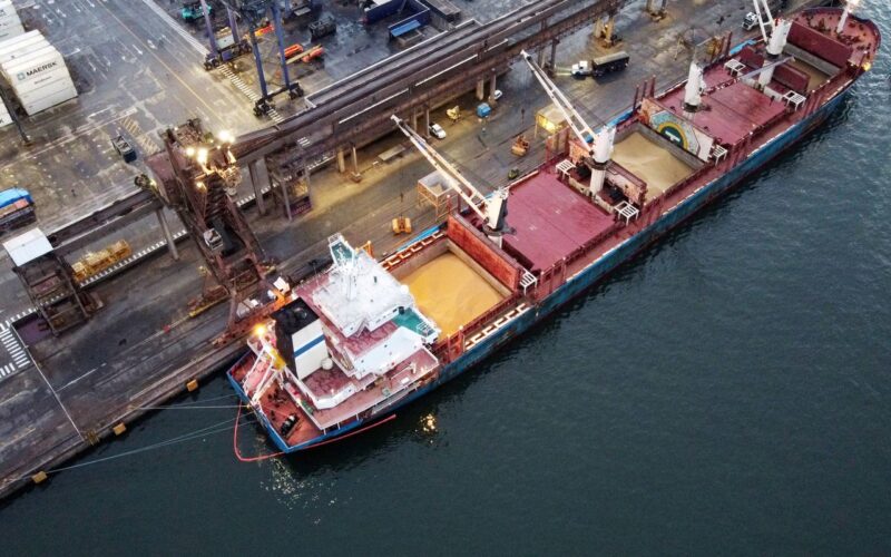 Movimentação portuária bate recorde por dois meses seguidos