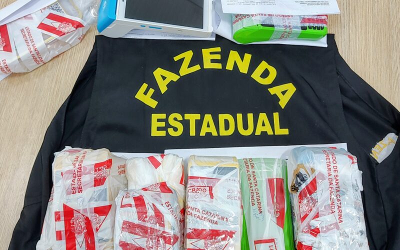 Operação Vitrine: Fazenda apreende 12 máquinas de cartão durante fiscalização no comércio varejista de Criciúma