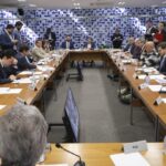 Oposição quer derrubar novo decreto sobre IOF; governo busca entendimento - Notícias