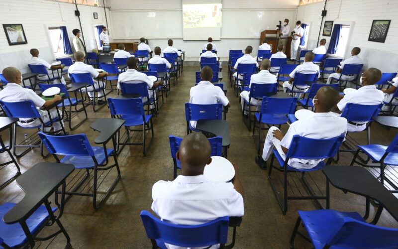 Prazo para alistamento militar termina nesta segunda-feira