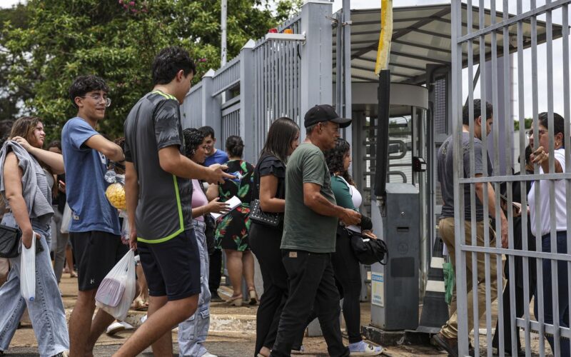 Prazo para pagar taxa de inscrição do Enem termina na quarta-feira