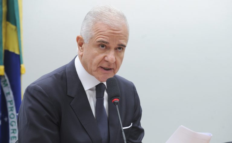 Projeto fixa limite de 30 dias para grande empresa pagar fornecedor de pequeno porte - Notícias