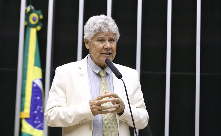 Projeto prevê acesso gratuito a propriedades privadas para visitar áreas naturais públicas - Notícias