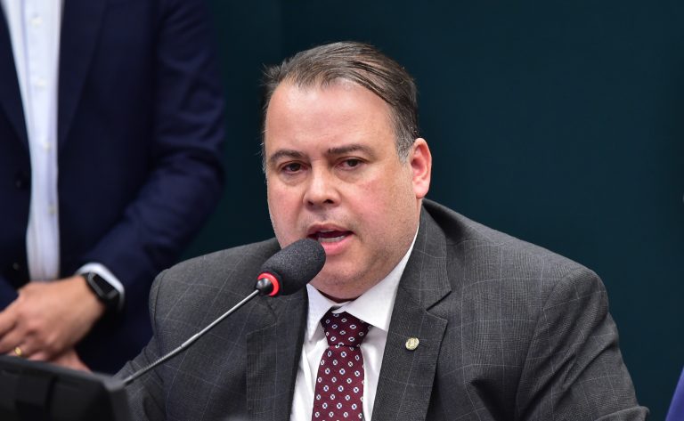 Proposta isenta de tributo a importação de material esportivo – Notícias