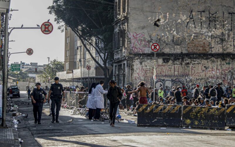 Racismo é fator determinante na formação da Cracolândia, diz relatório