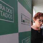 STF julga recurso de Carla Zambelli para anular condenação