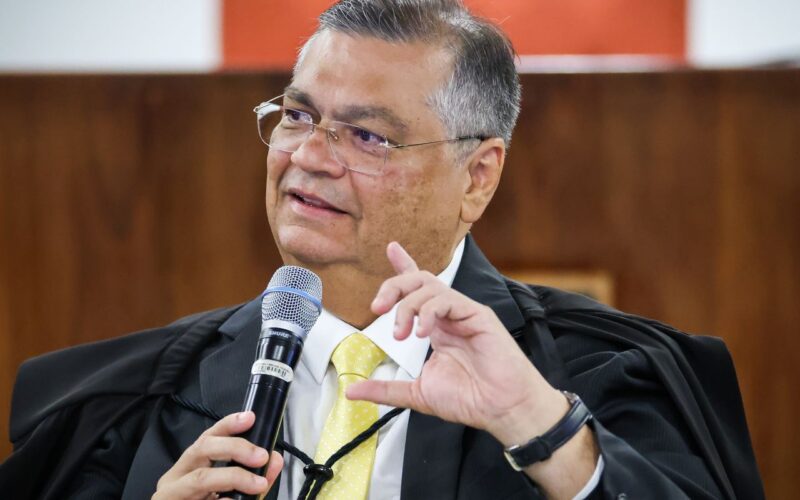 STF não atua por interesse do governo, diz Flávio Dino sobre emendas