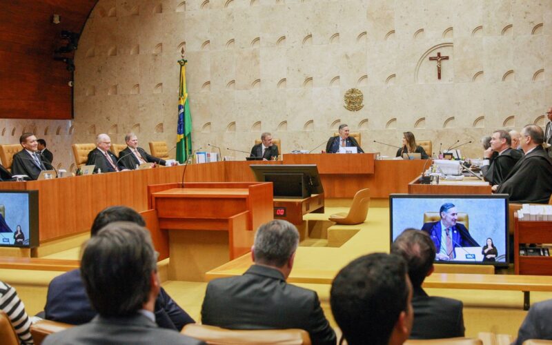 STF suspende sessão sobre responsabilização das redes sociais 