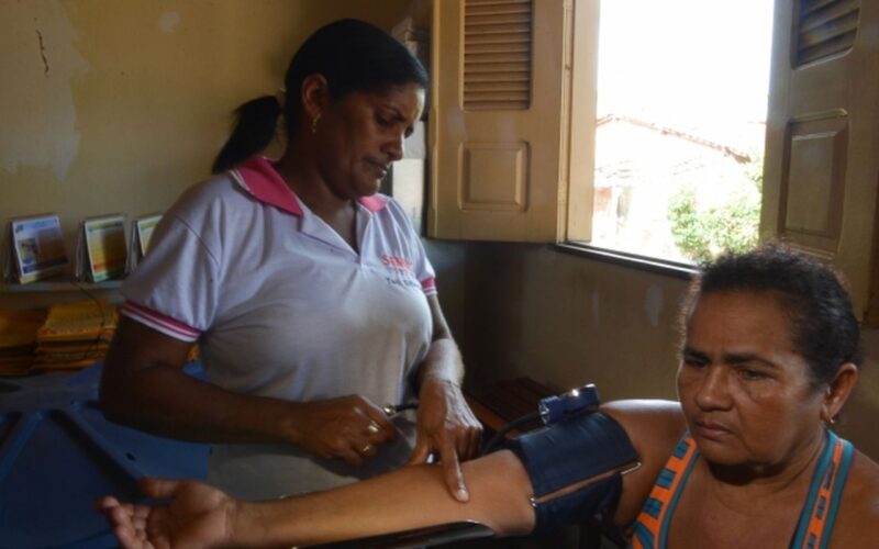 Um terço dos médicos deixou Atenção Primária à Saúde entre 2022 e 2024