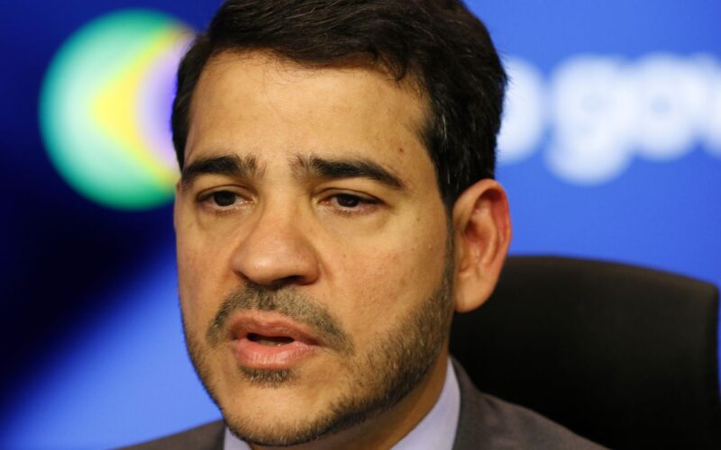 AGU vai ao STF para reverter derrubada de decreto do IOF