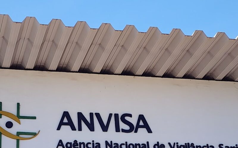 Anvisa suspende vendas de azeite, molho e polpa de fruta