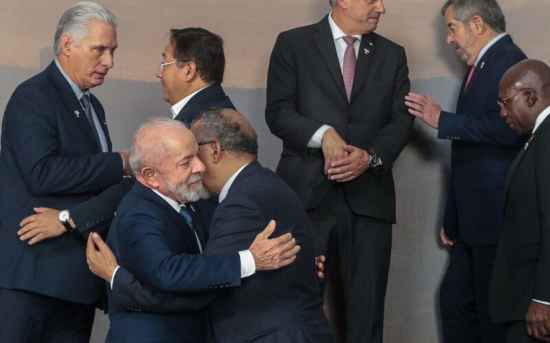 Brics: Lula defende espaço fiscal para erradicar doenças no Sul Global