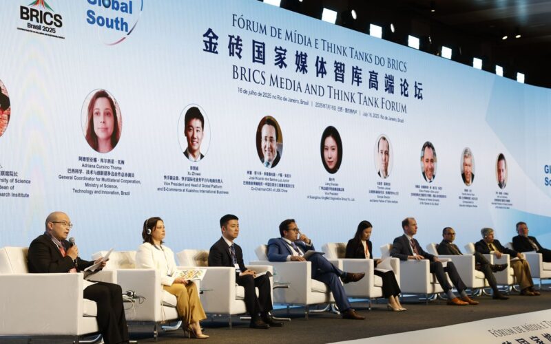 Brics se reúnem para discutir cooperação na comunicação e IA