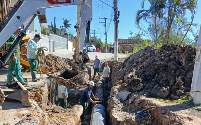 CASAN instala novas rede de água em Balneário Piçarras