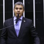 CCJ aprova projeto que cria programa para tratar mulheres com adenomiose - Notícias