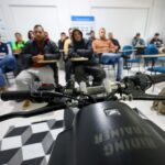 CNH Emprego na Pista: programa do Governo do Estado leva qualificação e dignidade a motofretistas no Vale do Itajaí