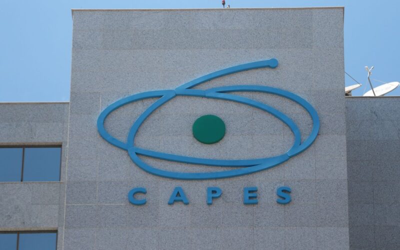 Capes: 96 brasileiros desistiram de doutorado sanduíche nos EUA