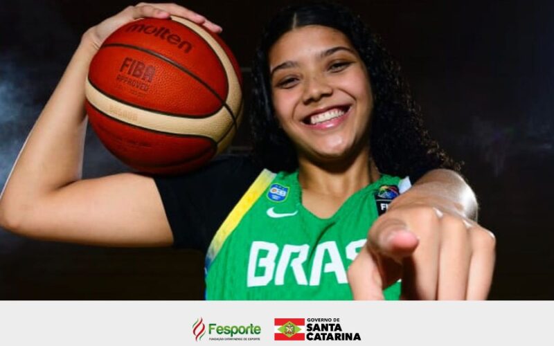 Catarinense representa o estado em campeonato mundial de basquete feminino sub-19 na República Checa