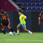 Com 10, Brasil segura a Colômbia e avança em 1º na Copa América