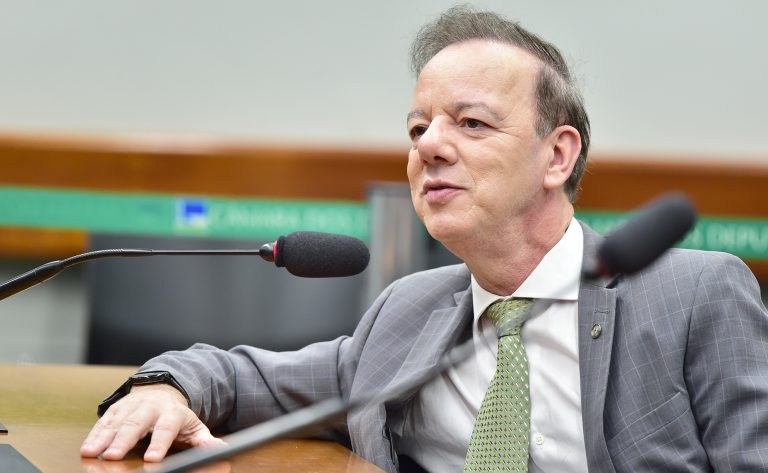 Comissão aprova atualização de normas sobre atendimento educacional especializado - Notícias