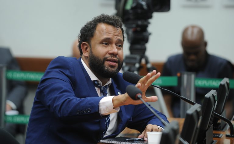 Comissão aprova financiamento integral de projetos culturais pelo Fundo Nacional da Cultura - Notícias