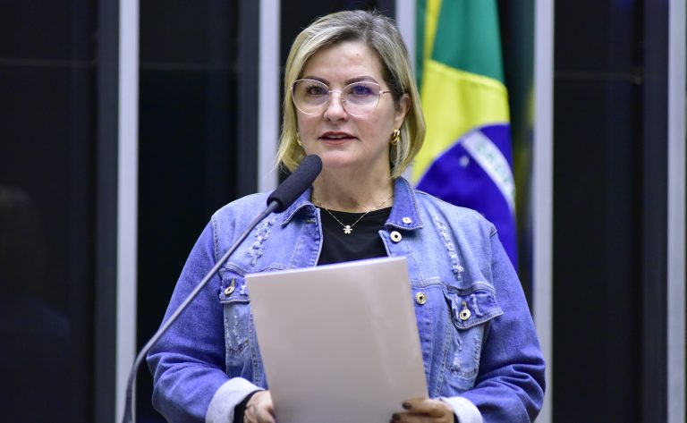 Comissão aprova preferência para turismo na distribuição de recursos dos fundos constitucionais - Notícias