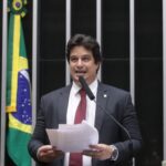 Comissão aprova programa de emprego no turismo para beneficiário do Bolsa Família - Notícias