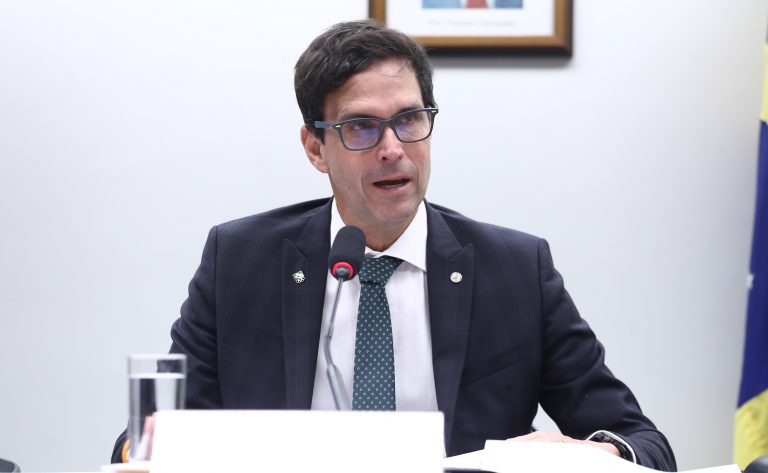 Comissão aprova projeto de incentivo ao tiro esportivo - Notícias