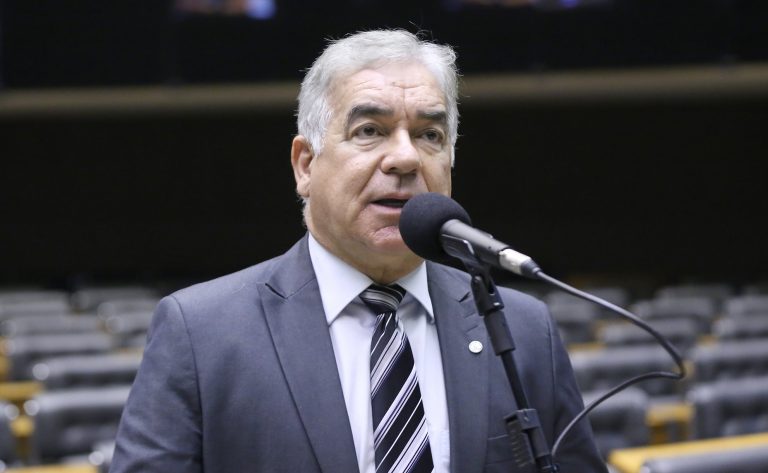 Comissão aprova projeto que beneficia agricultores familiares - Notícias