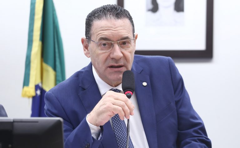 Comissão aprova projeto que prioriza fiscalização sanitária orientadora - Notícias