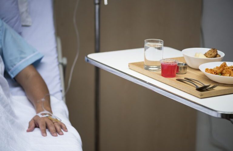 Comissão de Saúde debate atualização de normas para terapia nutricional - Notícias