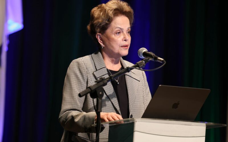 Dilma: Banco do Brics terá 30% da carteira em moedas locais em 2026