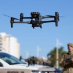 Drones com reconhecimento facial da PMSC identificam foragido da Justiça em Balneário Camboriú