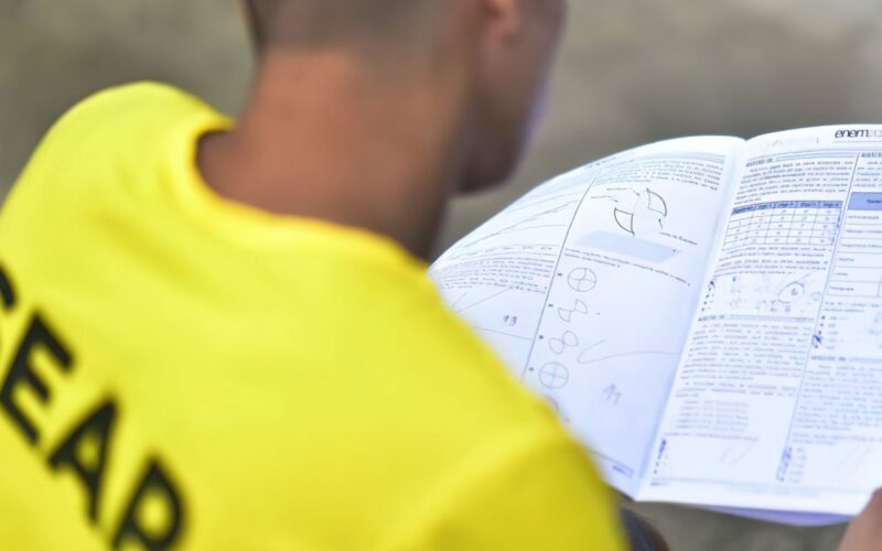 Encceja PPL 2025: prazo de adesão ao exame termina hoje
