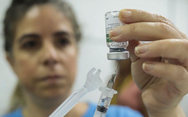 Escanteado na pandemia, Sul Global coopera por maior acesso a vacinas