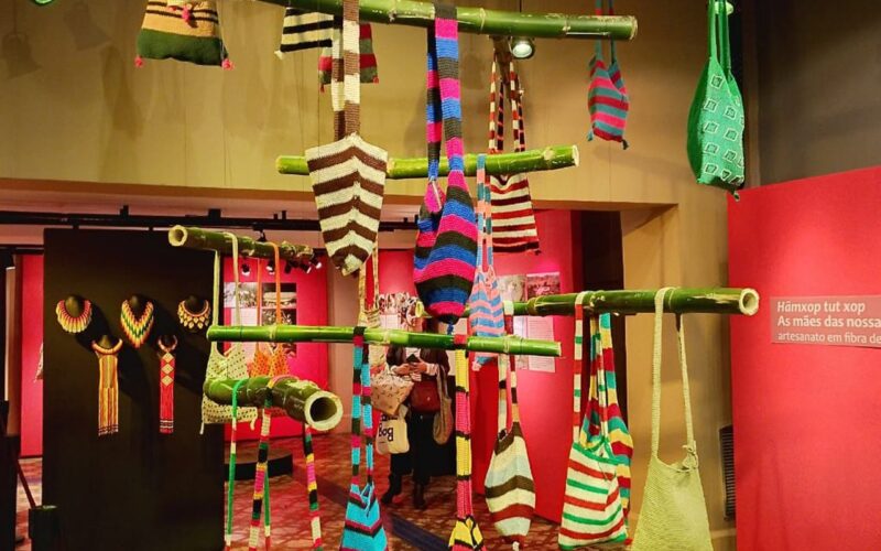 Exposição no Rio traz a cultura Maxakali pouco conhecida no país